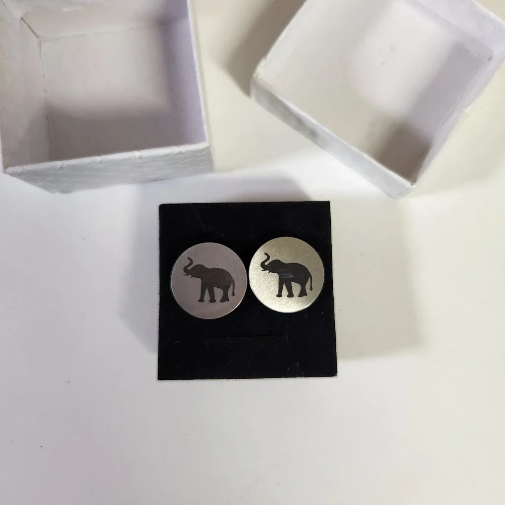 Mens Elephant Cufflinks Silver With‎ Black Elephants Special Occasions Elegant